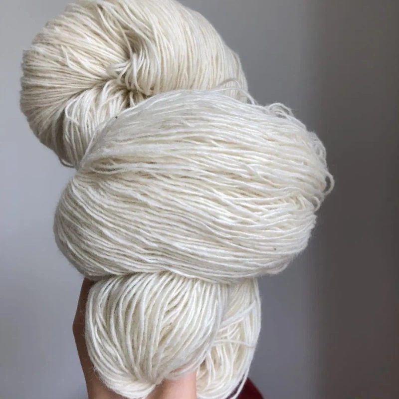 Undyed merino farm yarn
